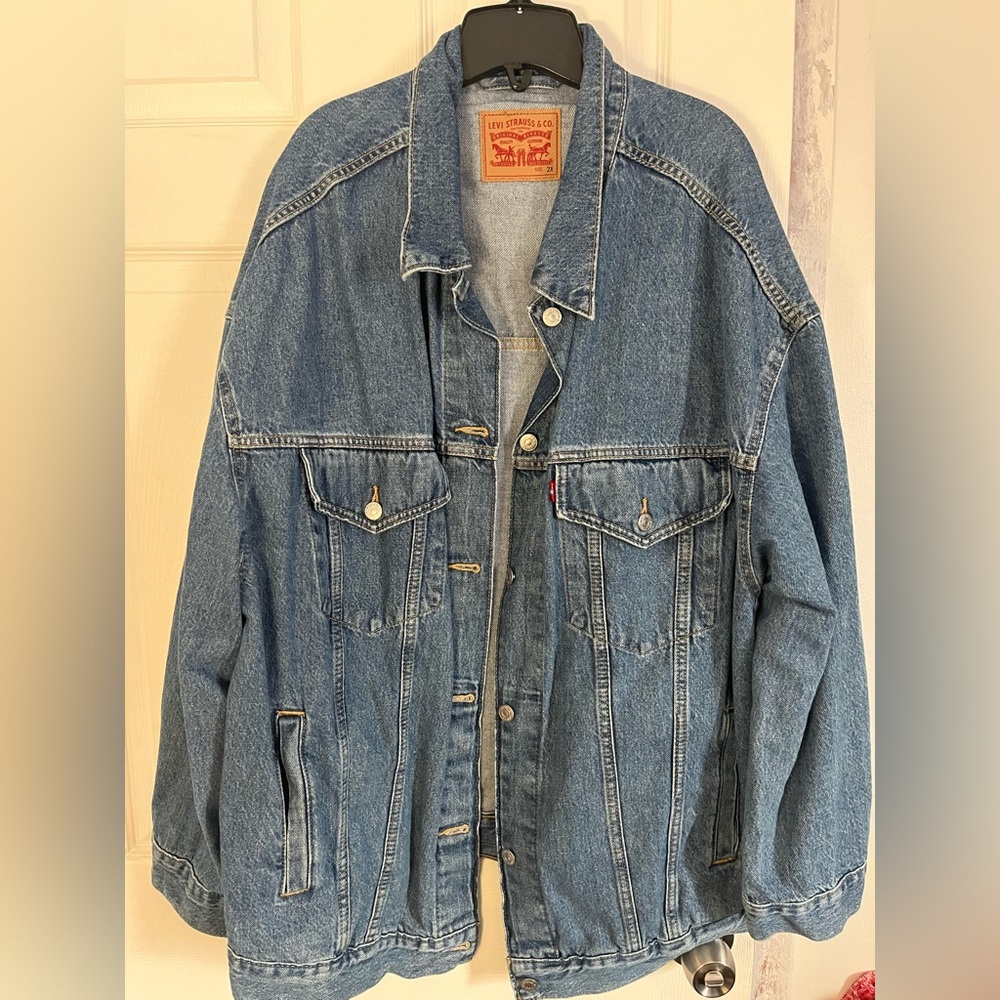 Levi's Blue Denim trucker Jacket